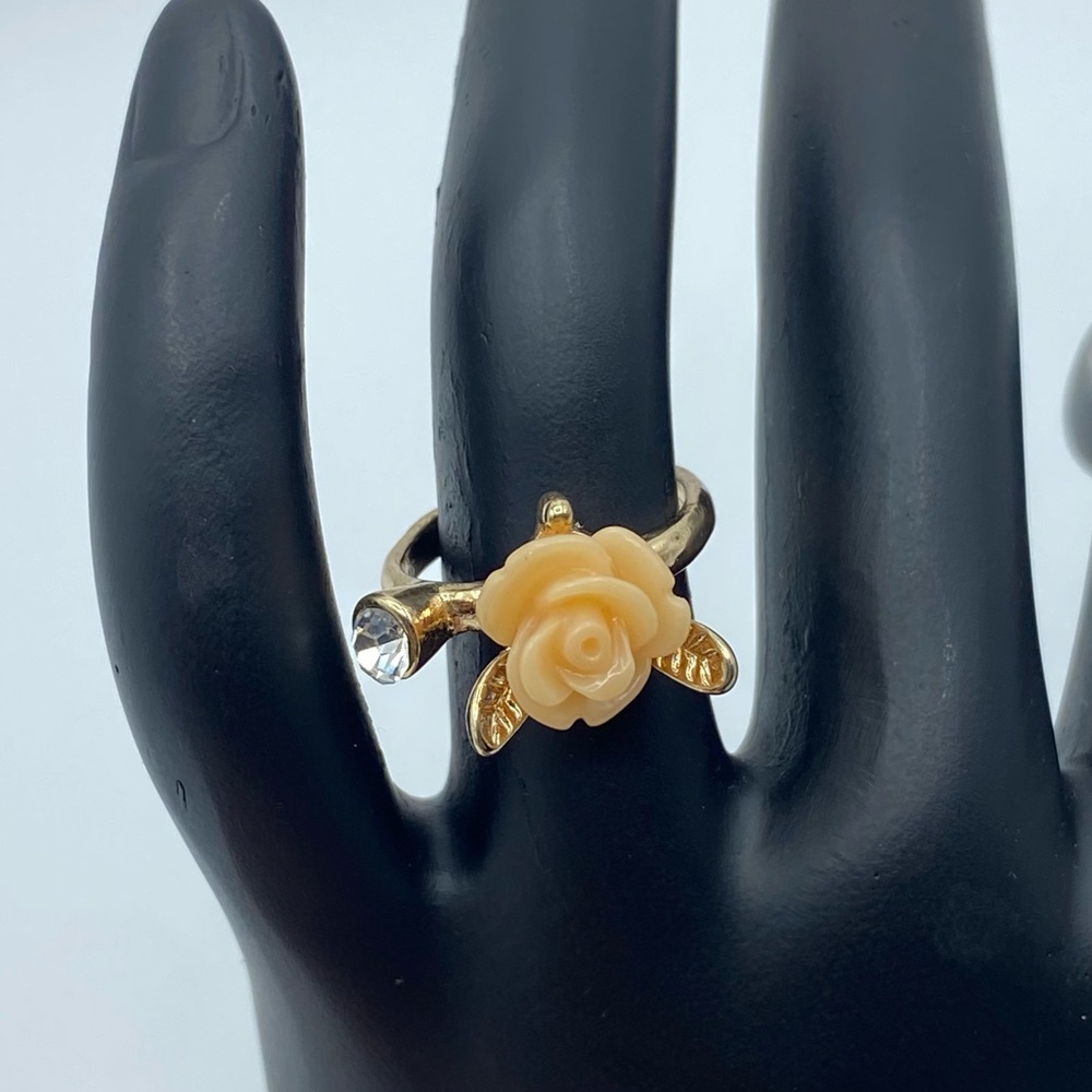 Vintage Gold Tone Carved Rose Ring Crystal Rhinestone Accent Feminine Chic